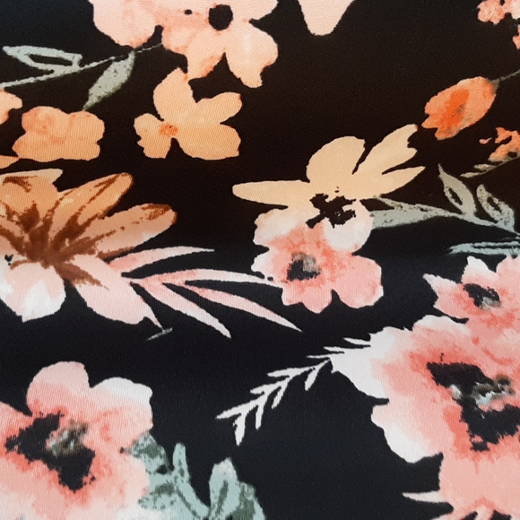 NY&CO floral pencil skirt sz 2X - Picture 3 of 5